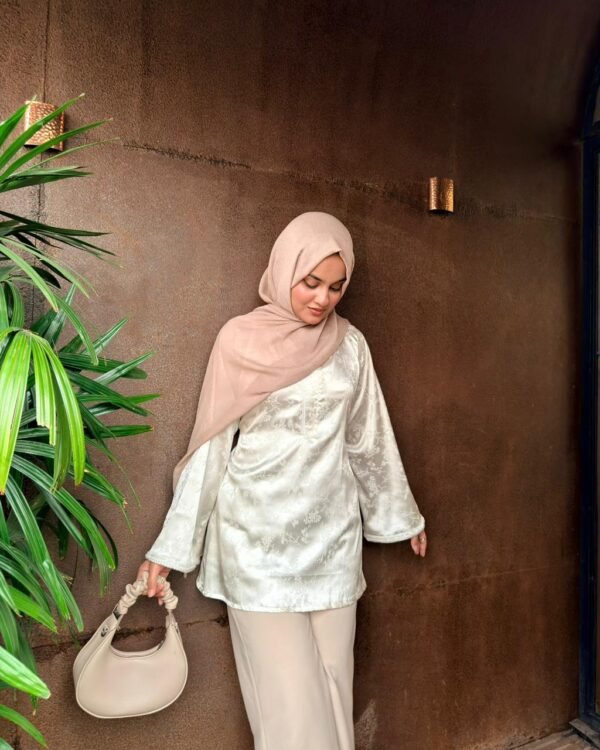 Lily Mist